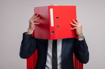 Правила заполнения трудовой книжки - записи о приеме и увольнении работника, внесение данных