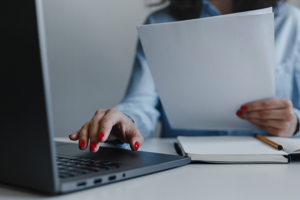 Порядок индексации пенсии работнику пенсионеру после его увольнения